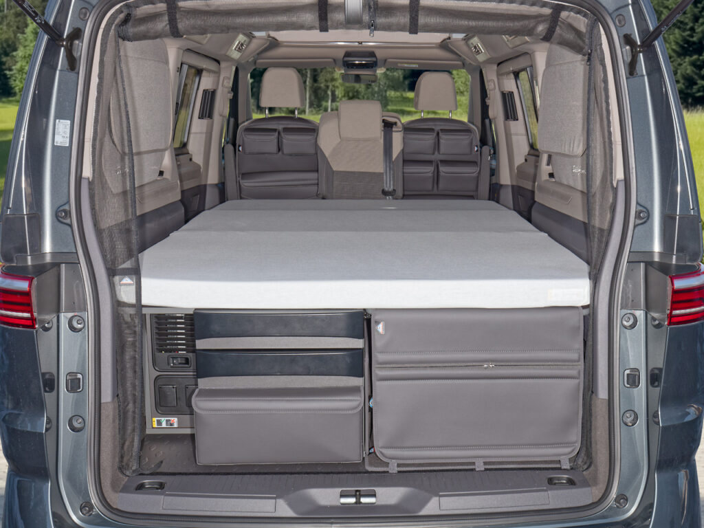 iXTEND fitted sheet T7 White VW T7 Beach Camper Tour folding bed