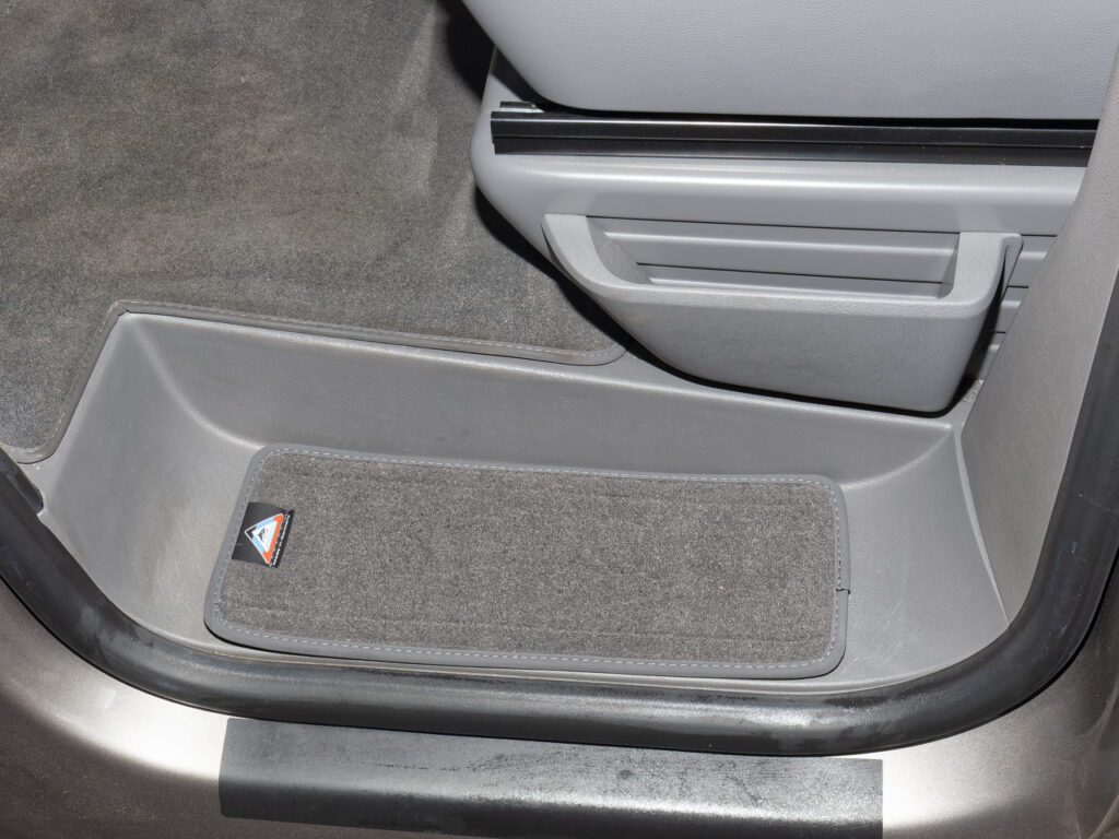 BRANDRUP Velour Carpet Set for Driver's Cab and Running Boards, Palladium, VW T6.1 California