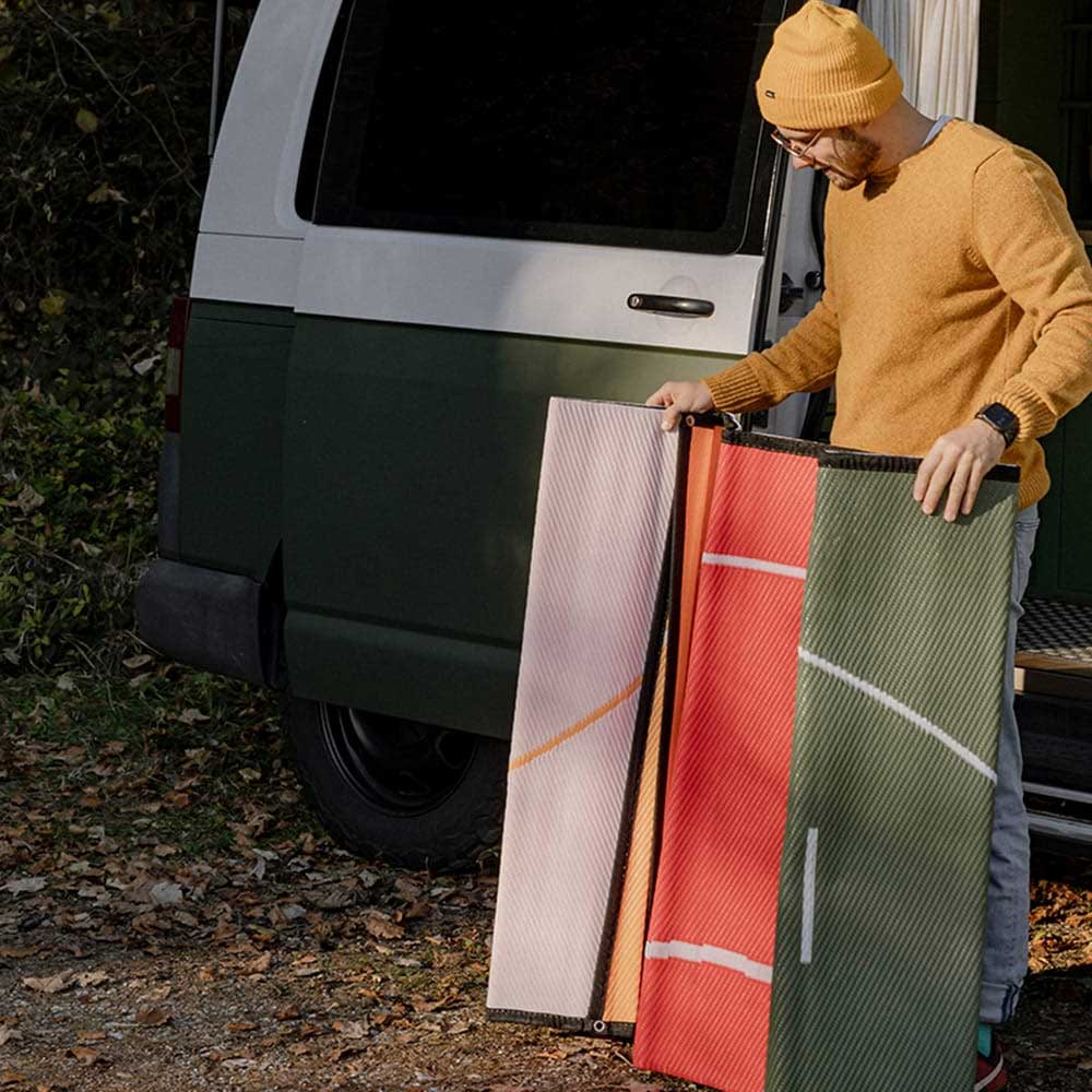 BUSBOXX Vorzeltteppich im Format 300 × 200 cm mit markantem BUSBOXX Design